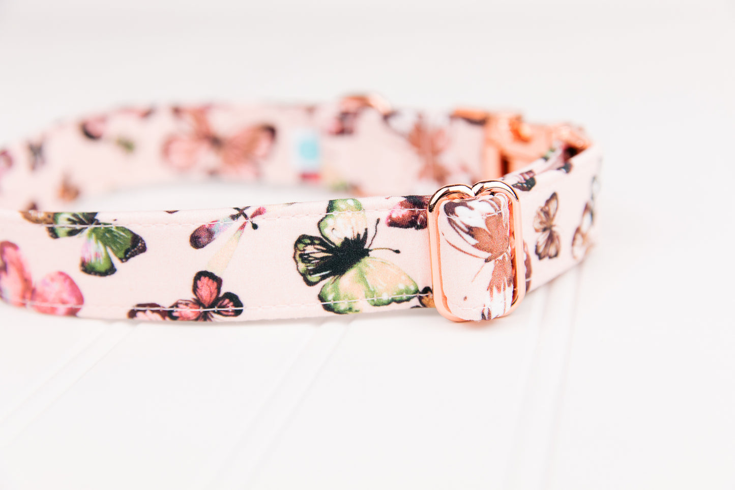 Pink Butterflies Collar