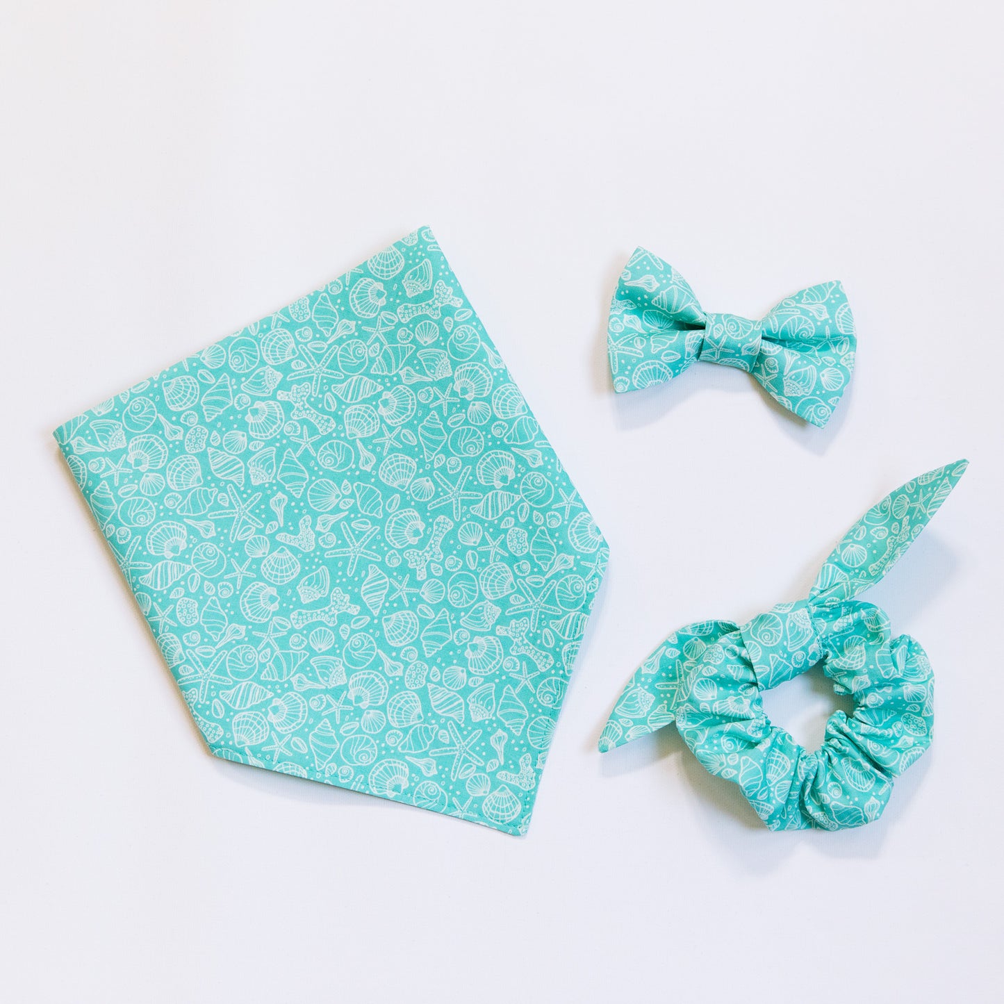 Sea Shells Bow tie